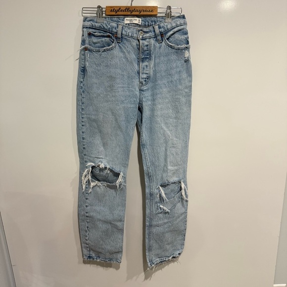 Abercrombie & Fitch High Rise Dad Jean - Picture 2 of 6